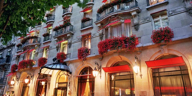 "For a trip to Paris, we've selected the top Parisian Hotels. You can always find luxurious and irresistable Paris delights here on Paris Design Agenda."