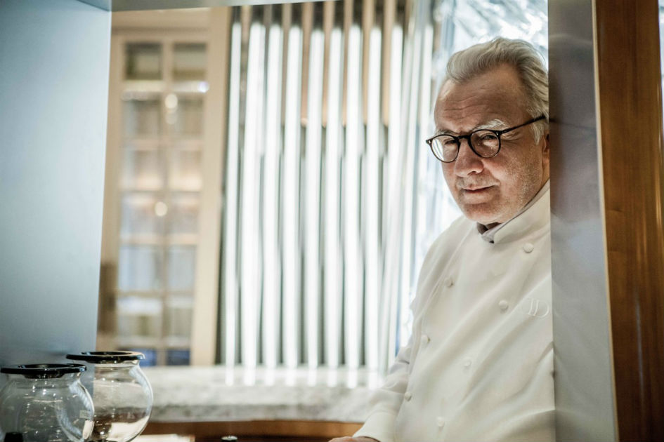 Chef Alain Ducasse Opens New Restaurant in Versailles (2)