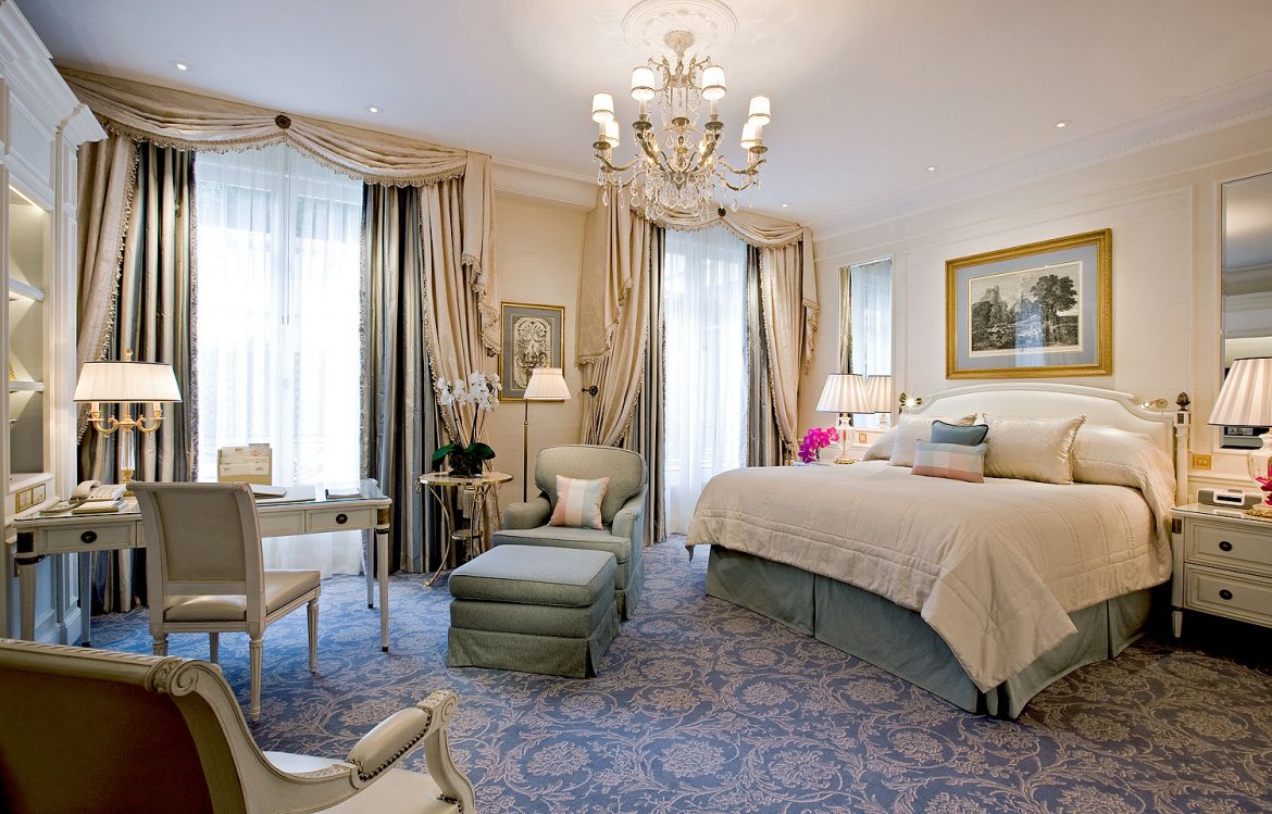 7 Bedrooms from Typical Paris Homes You’ll Love