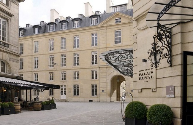 Le Grand Hôtel du Palais Royal Is An Enviable Address of Quiet Luxury 7