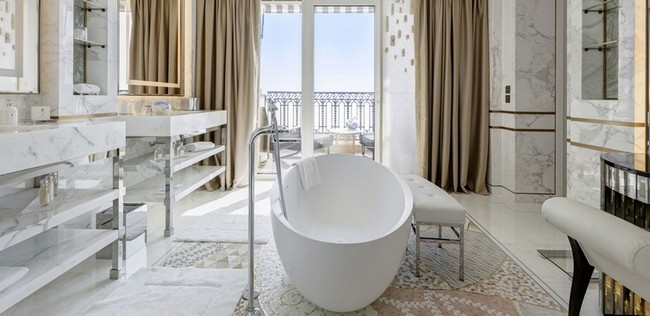 Be Amazed by the Unique Bathroom Suites of Hôtel de Paris Monte-Carlo 3