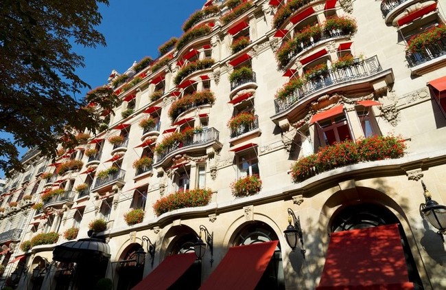 Adventure in the Haute Couture Destination that Is Hotel Plaza Athénée 3