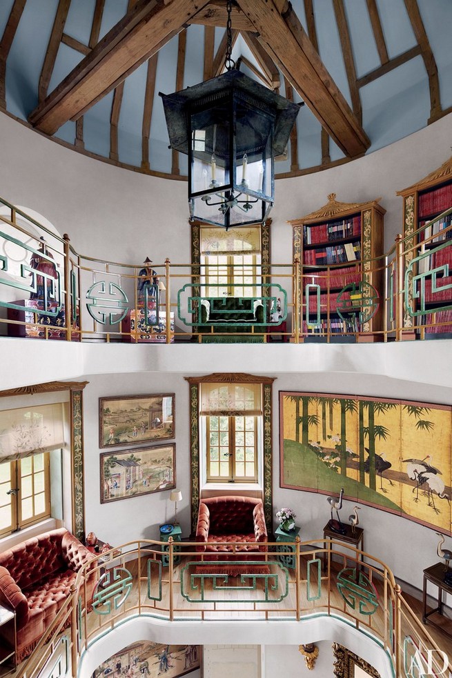Inside Valentino Garavani’s Paris Château | Paris Design Agenda