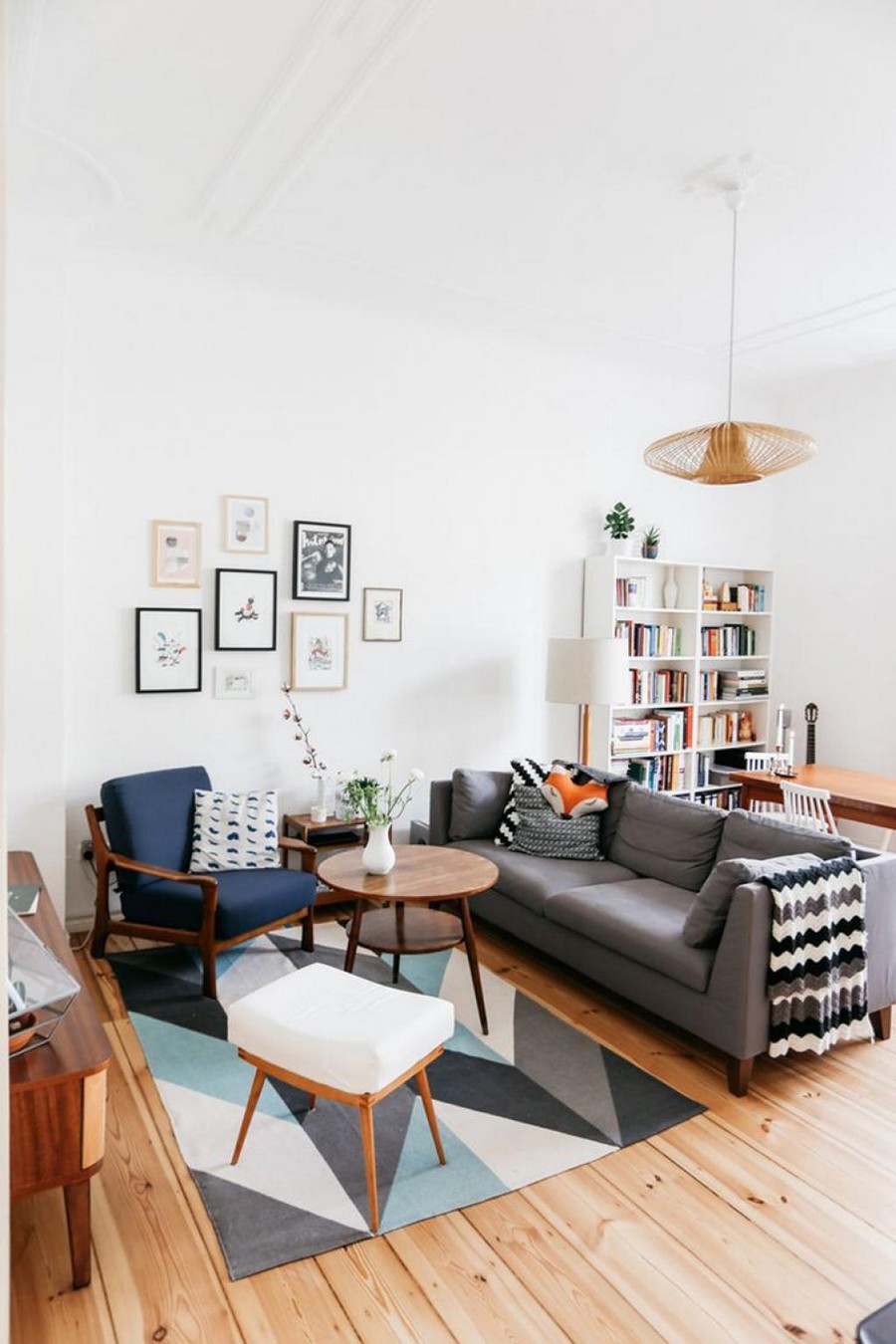 8 Perfect Scandinavian Living Room Ideas for Parisian Apartments 1