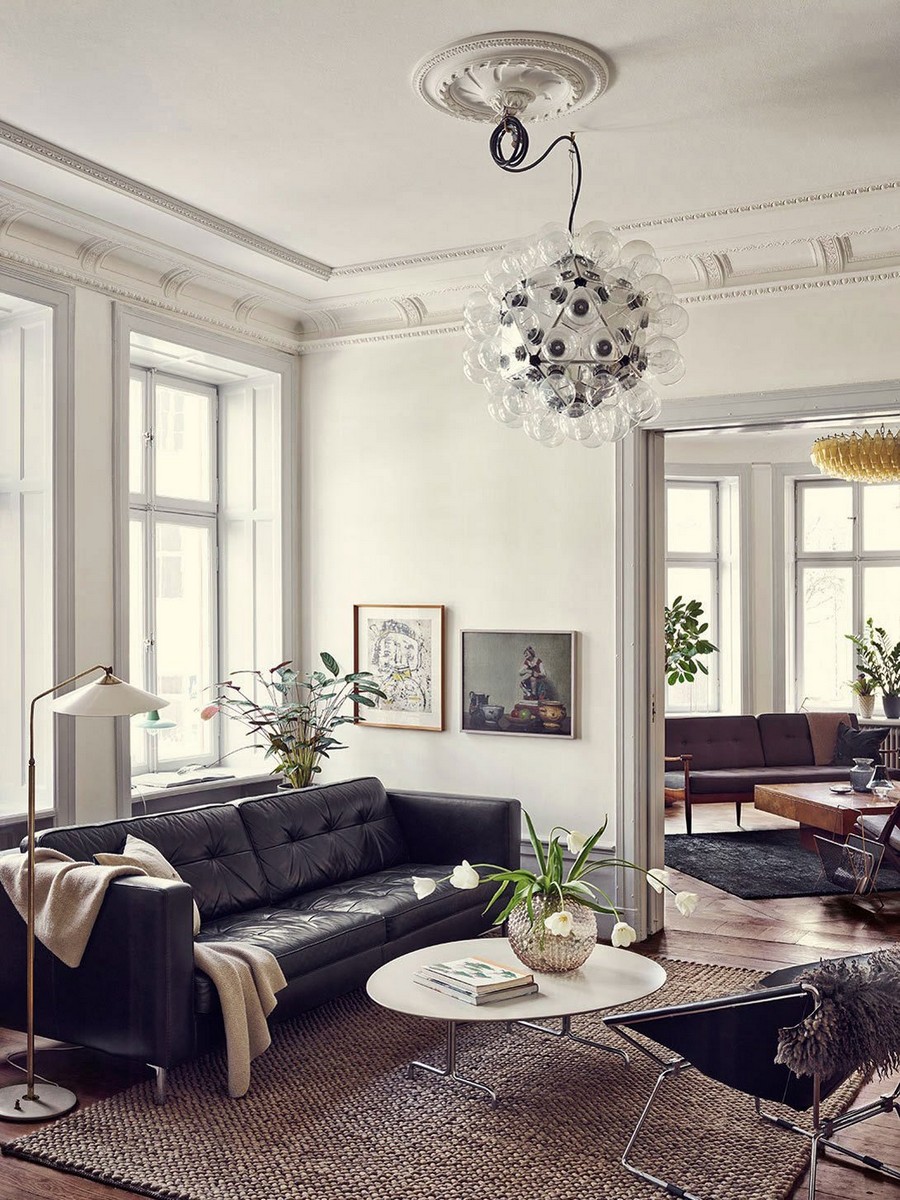 Black Leather Sofas, How To Decorate A Living Room With Black Leather Furniture